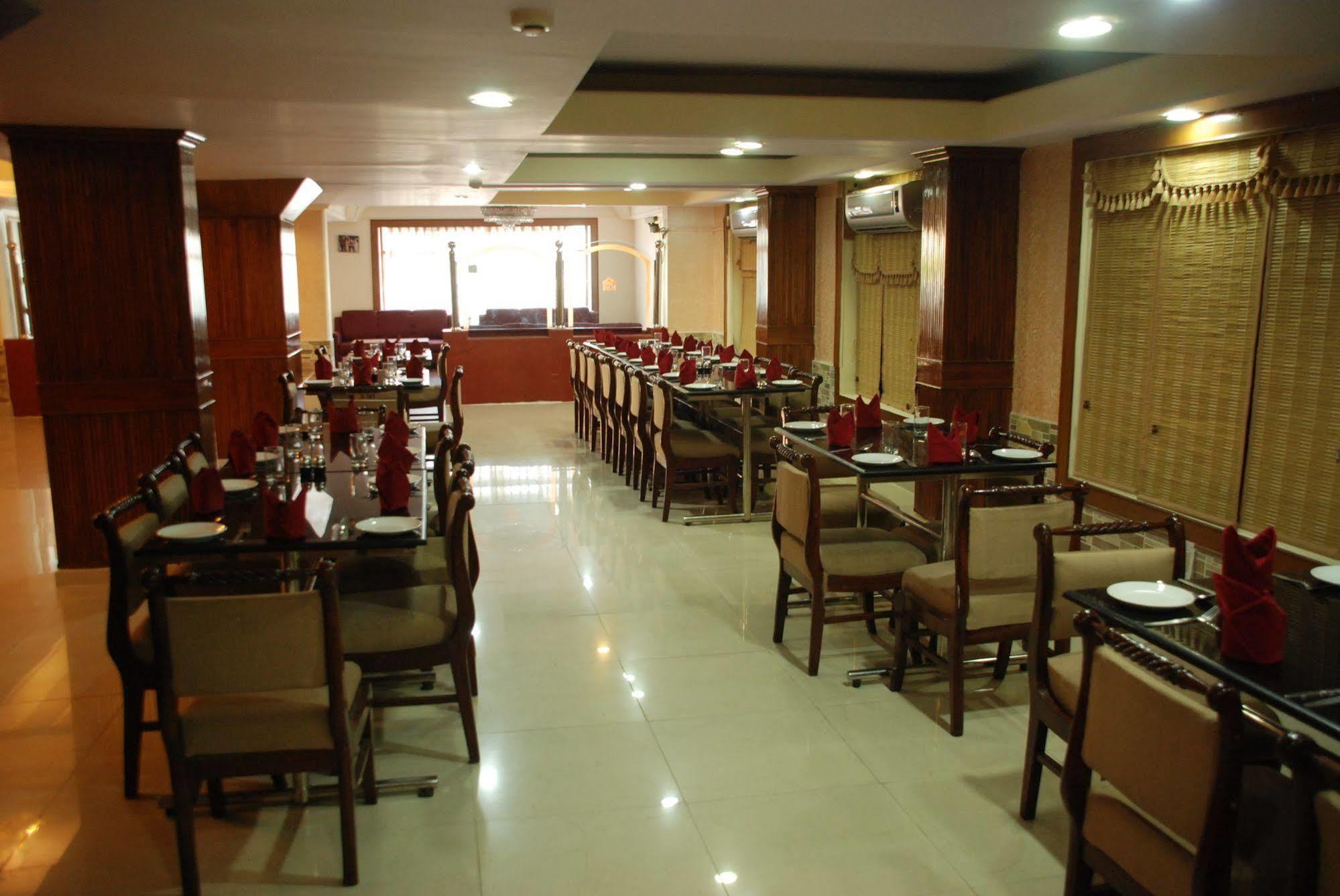Hotel Ganga Ratan Agra (Uttar Pradesh) Exterior foto